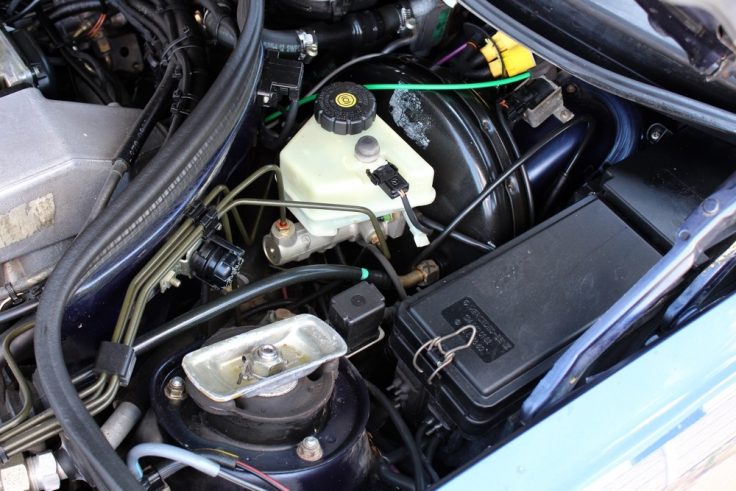 Bleed a Master Cylinder