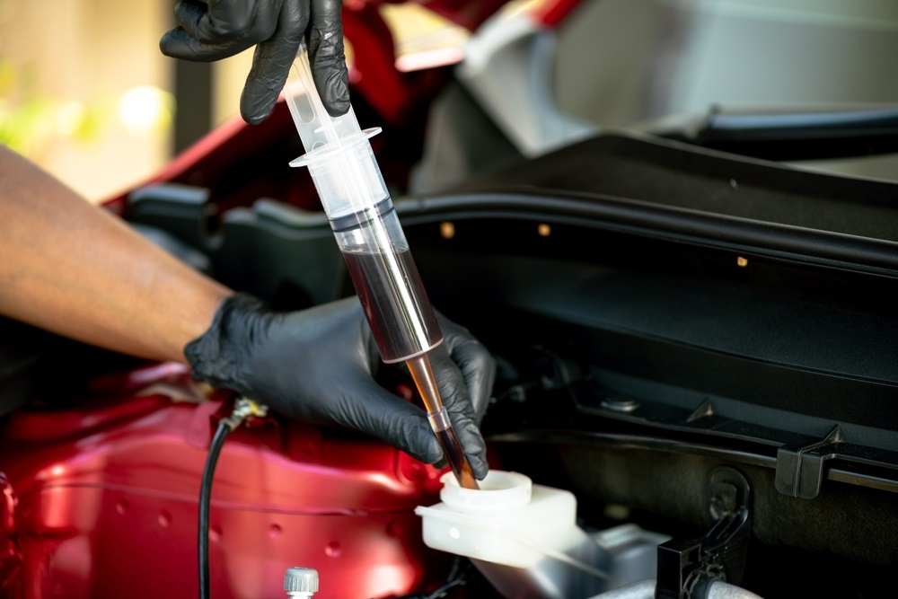 How to Flush Brake Fluid