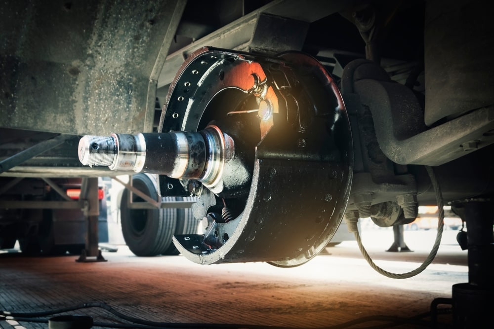brake shoes vs pads​